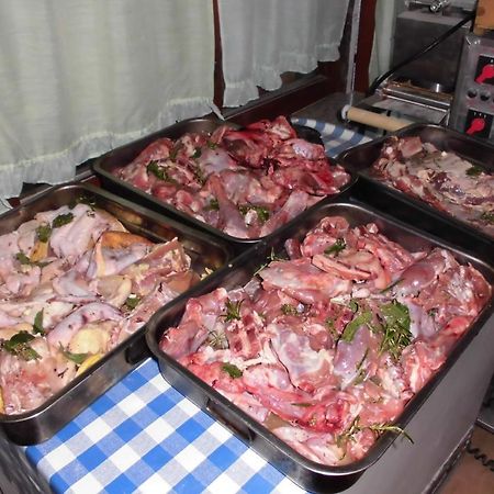 Agriturismo Fiorendo Pinerolo ภายนอก รูปภาพ