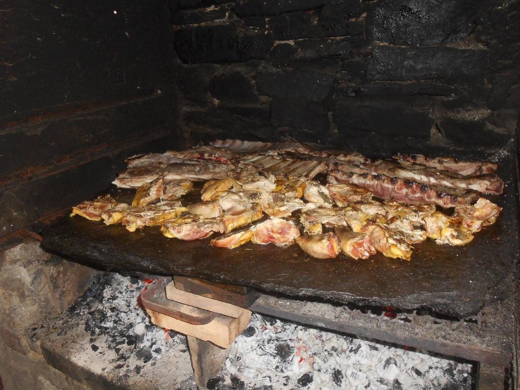 Agriturismo Fiorendo Pinerolo ภายนอก รูปภาพ